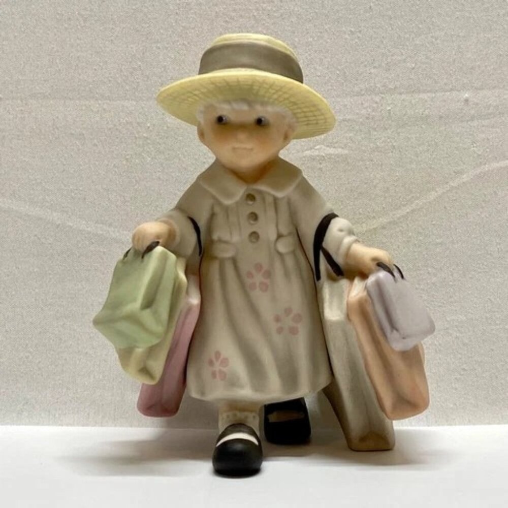 Vintage Enesco 1998 Pretty As A Picture Little Girl + Shopping Bags #375934 Mint